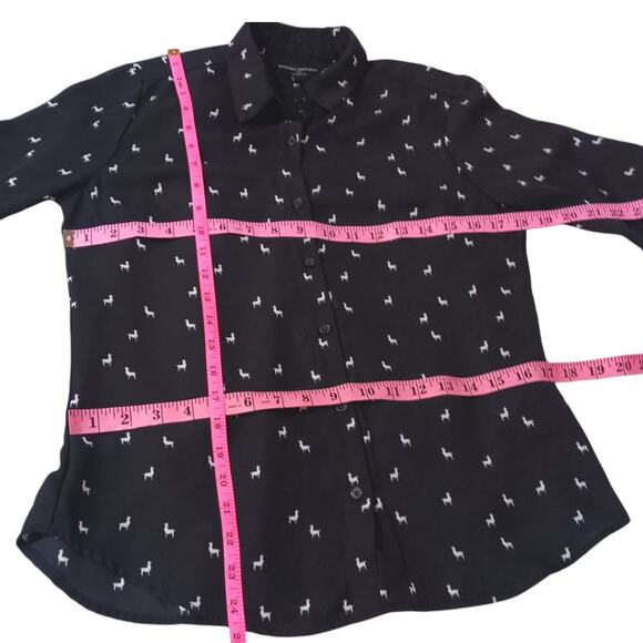 BANANA REPUBLIC Cute Llama Shirt‎ Blouse Top Classic Fit Size XS Novelty Print - Picture 6 of 8
